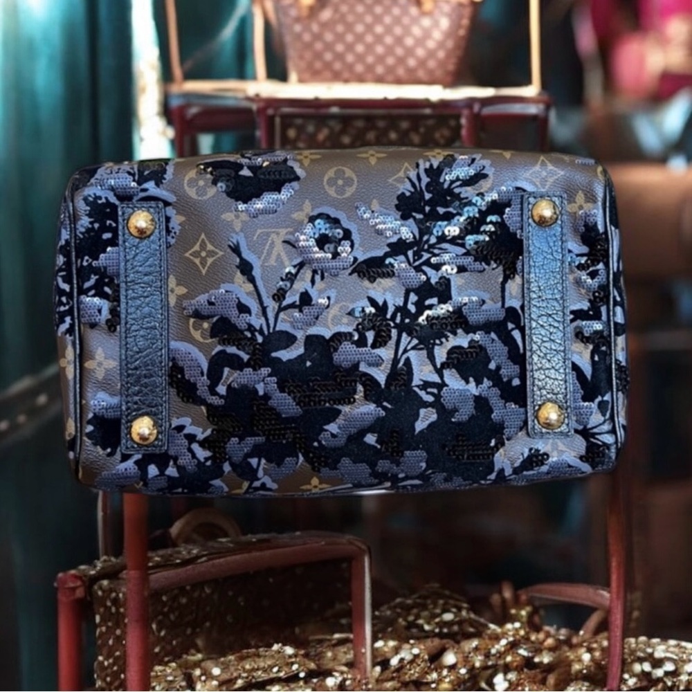 Louis Vuitton Monogram Fleur De Jais Sequin Speedy 30 Bag It is a stunning bag! - Picture 13 of 16